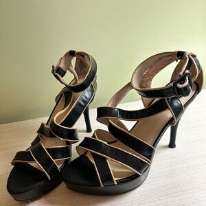 Nine West black and tan 4-inch heels